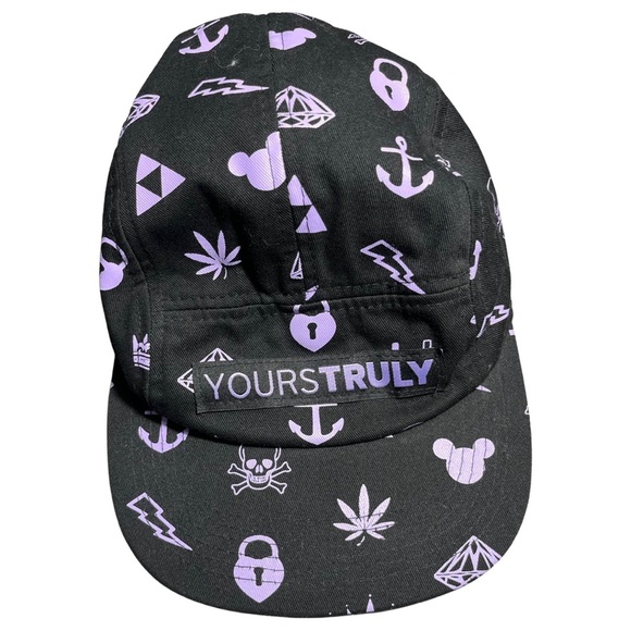 Yours Truly 5-panel hat from Dimepiece LA - Picture 4 of 7